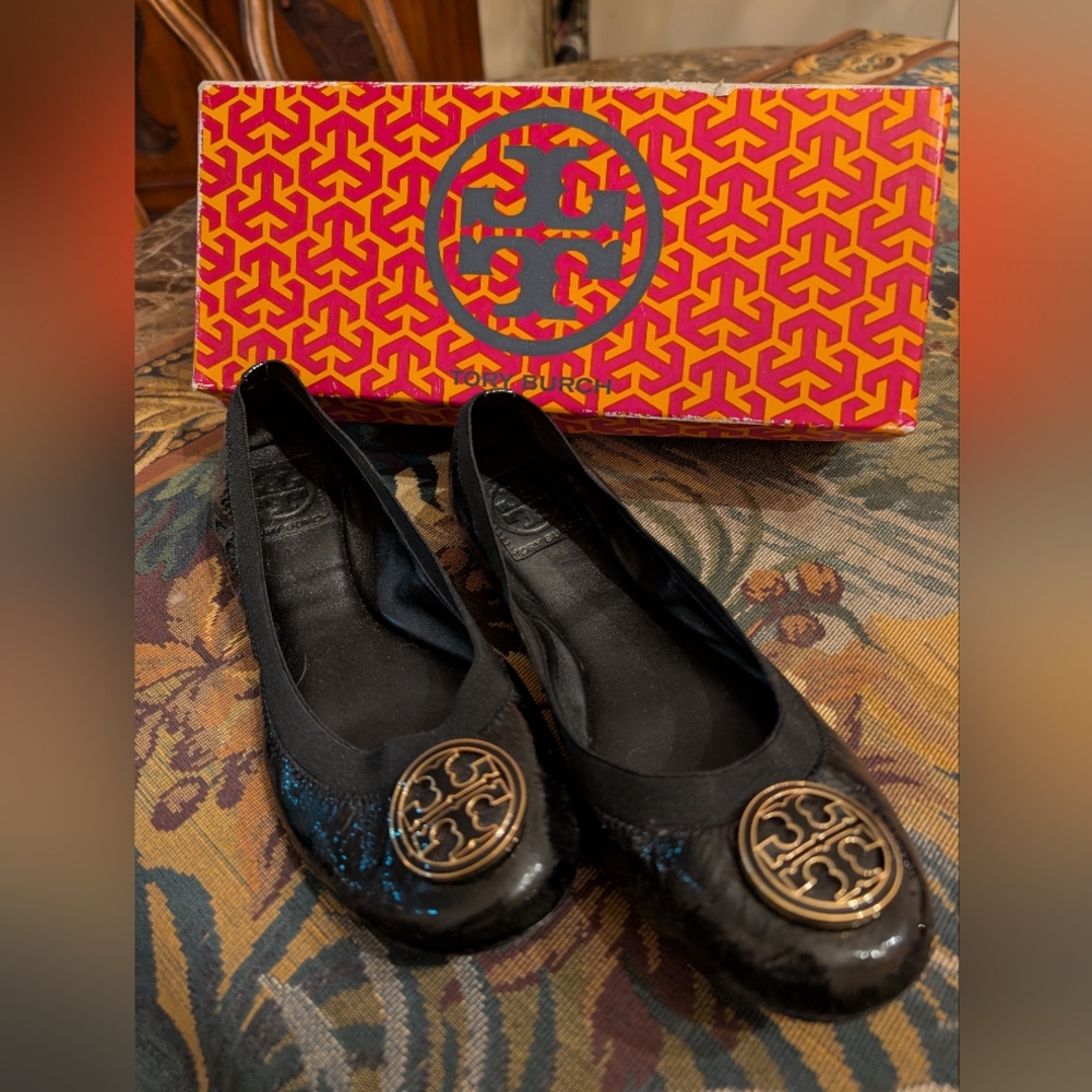 Tory Burch Caroline-Naplak Elastic flats Black 8.5